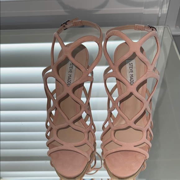 Steve Madden Strappy Sandals - Picture 1 of 4